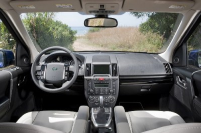 2011_land_rover_freelander_facelift_23.jpg