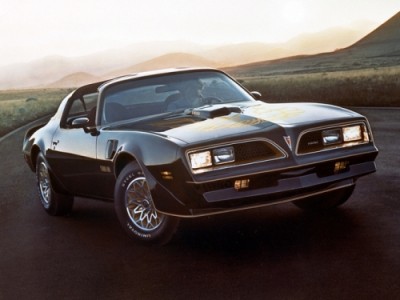 Pontiac_Firebird_jpg_667x667_q100.jpg