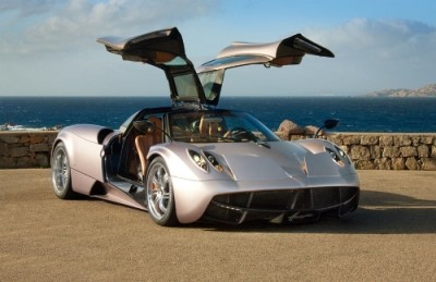 2010-12-12-Pagani-07-605m8m9m2-2_jpg_900x900_q100.jpg