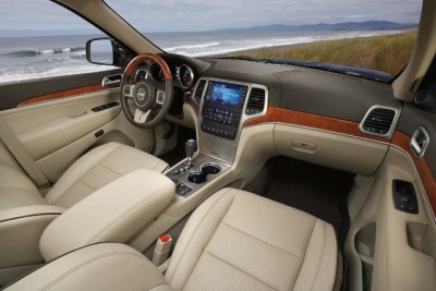 2011-Jeep-Grand-Cherokee-Interior.jpg