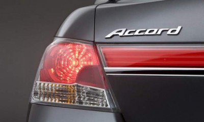 2011-Honda-Accord-EX-L-Sedan6.jpg&MaxW=630.jpg