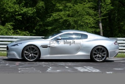 fotospiaAstonMartinDB9_04.jpg