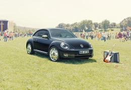 vw_beetle_fender_edition_2__medium.jpg