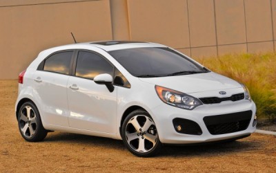 2012-Kia-Rio-hatchback-front-three-quarter-600x375.jpg