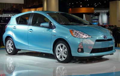 Toyota_Prius_C-lgn.jpg