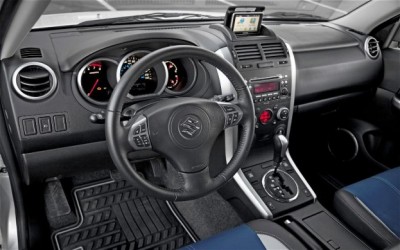 2012_Grand_Vitara_Cockpit-623x389.jpg