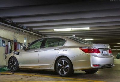 Honda-Accord_PHEV_2014_1280x960_wallpaper_21-623x428.jpg